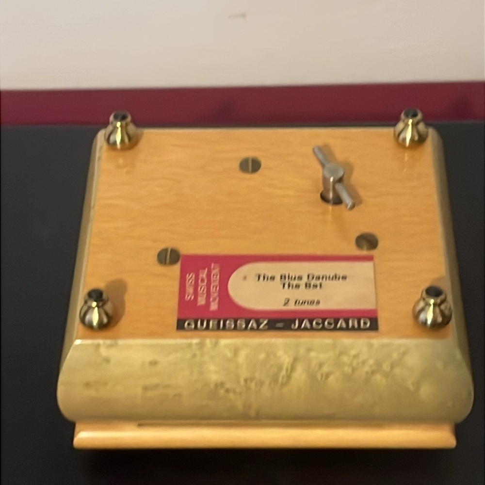 Swiss Musical Movement Gueissaz - Jaccard The Blue‎ Danube and The Bat Music Box - Picture 6 of 11